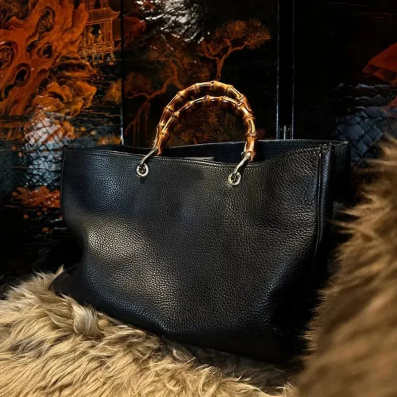 UAKISS  -  New fashion Women's soft leather Retro Fashion High-grade Single crossbody Messenger Bag Bamboo handle Bag Shoulder Purse