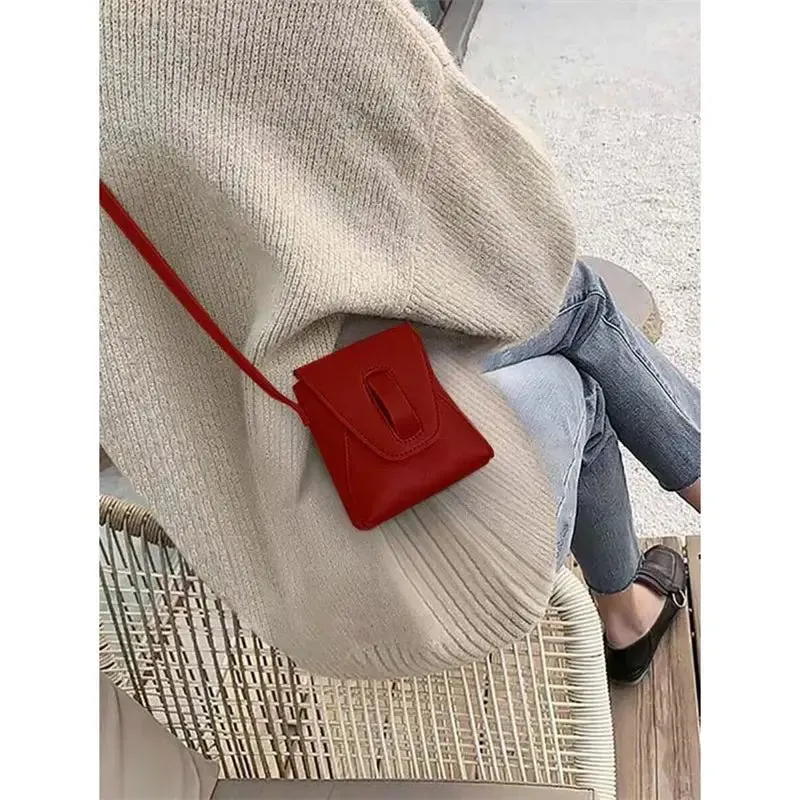 UAKISS  -   Red Mini Crossbody Bags Women 2024 Summer Vintage Leather Square Messenger Bag Female Harajuku Aesthetic Y2k Bags Purse