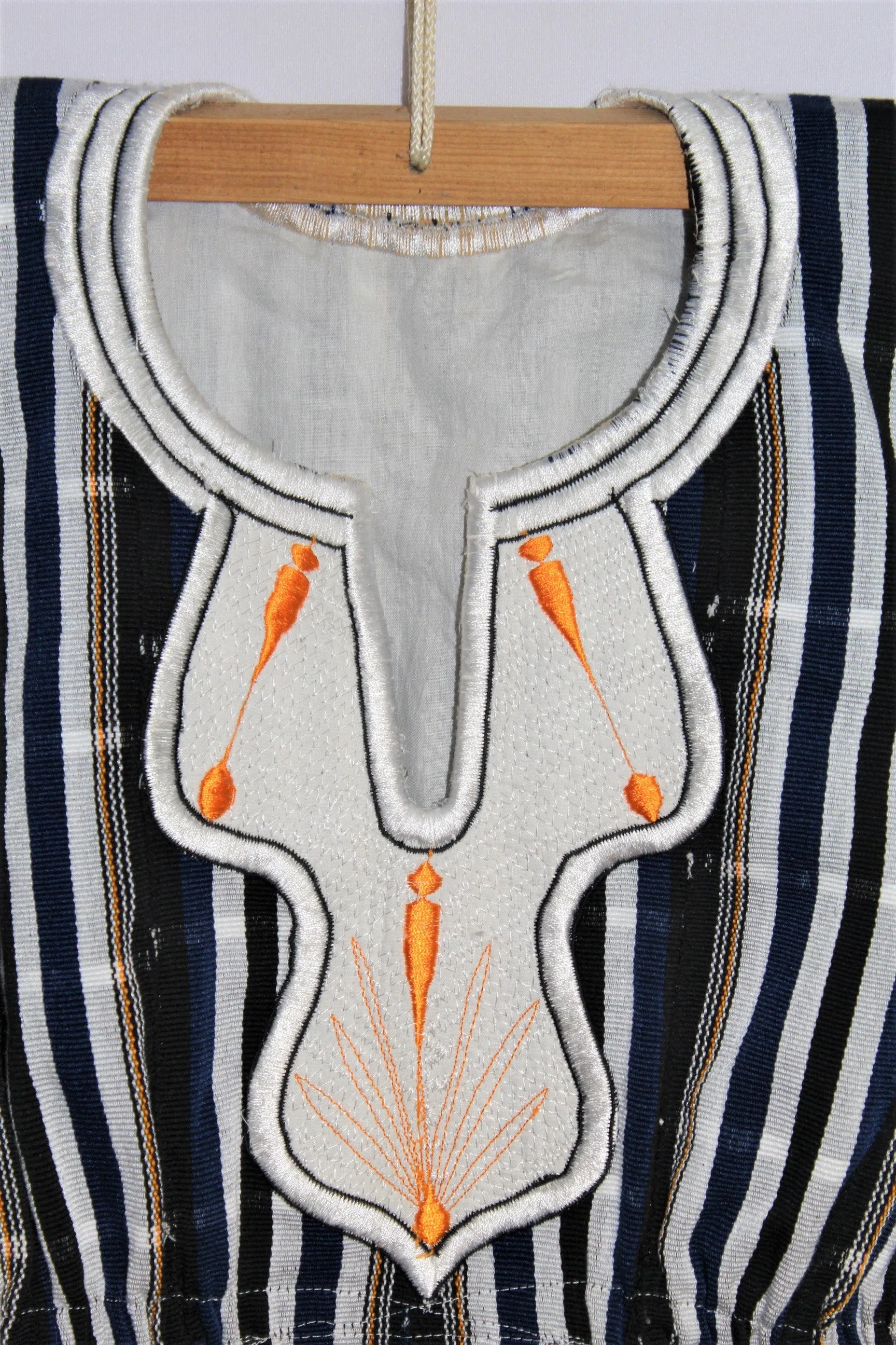 Women's Batakari Blouse - White Stripes